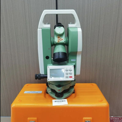 شاشة LCD FOIF 635nm الليزر الرقمية الإلكترونية الثيودوليت 30X تكبير